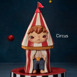POP MART Circus - Hirono Shelter Series Confirmed Figure in Open Box BNWT